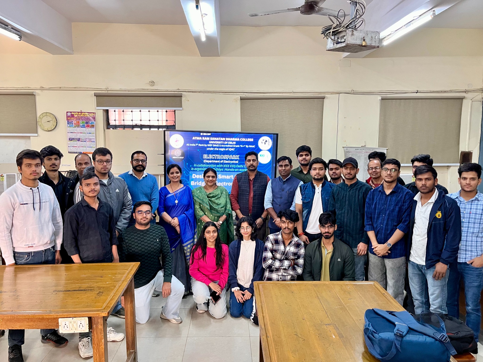 Students and mentors at an Adisver workshop